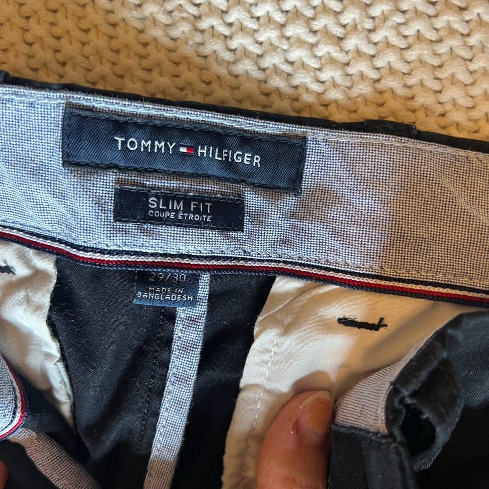 EUC Tommy Hilfiger Slim Fit Trousers in Navy size 29/30
